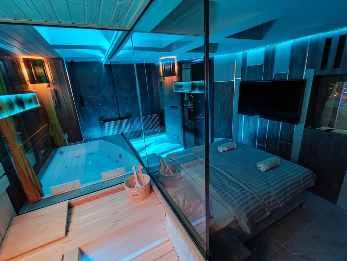Pentlux - Spa Penthouse In The Heart Of Skopje Exterior photo